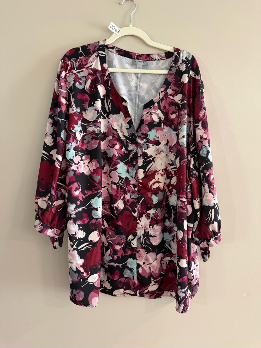 Catherines Floral Split-Neck Tunic in Burgundy, Black, Pink